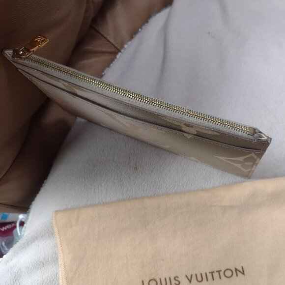 Louis Vuitton SUNSET KHAKI Slim Wallet/Purse🤎LIMITED Edition - Picture 9 of 14